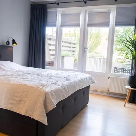 T Pronkhuis Egmond aan Zee