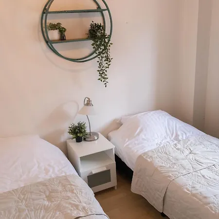 T Pronkhuis Apartment